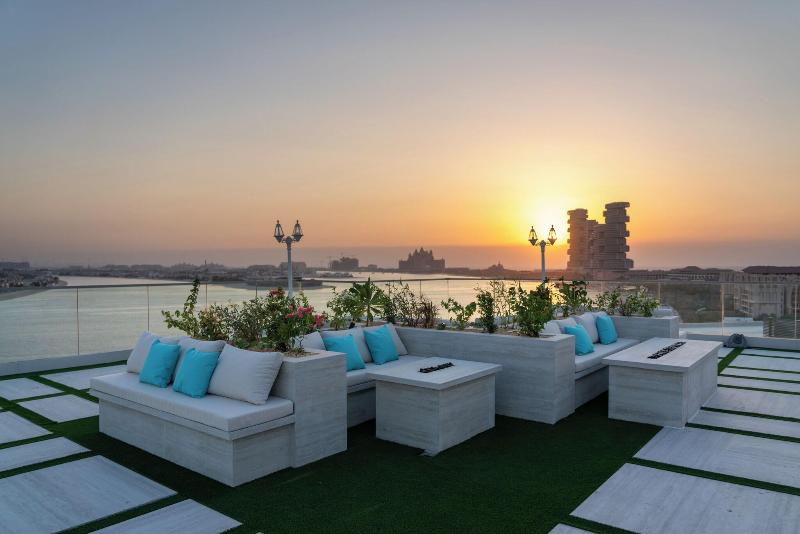 C Central Resort The Palm Dubai - Teras