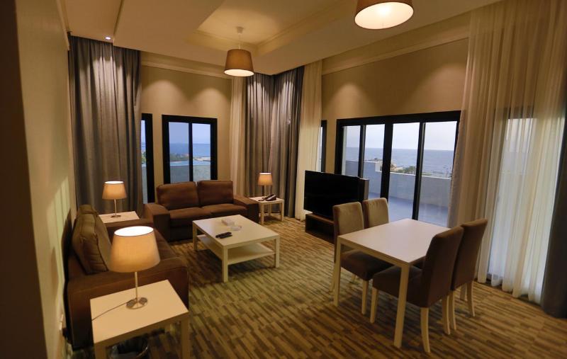 Loren Suites Corniche - Genel