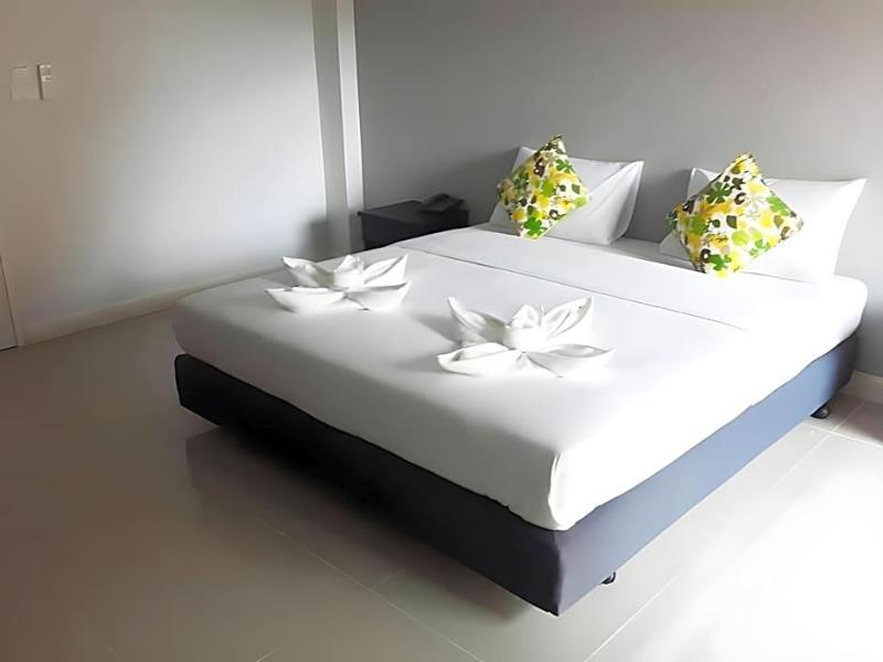 Karon Sea Side Hotel - Genel