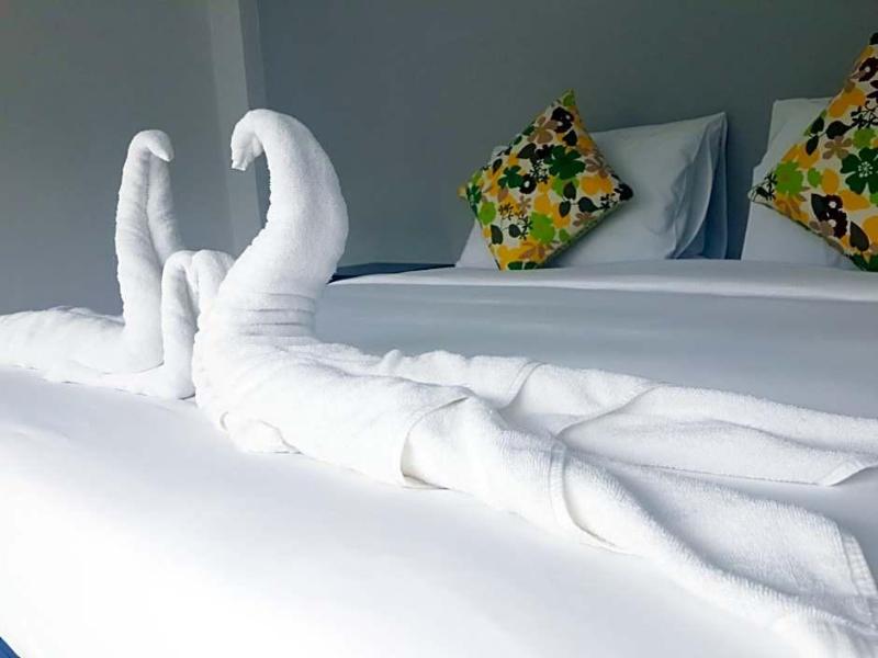 Karon Sea Side Hotel - Genel