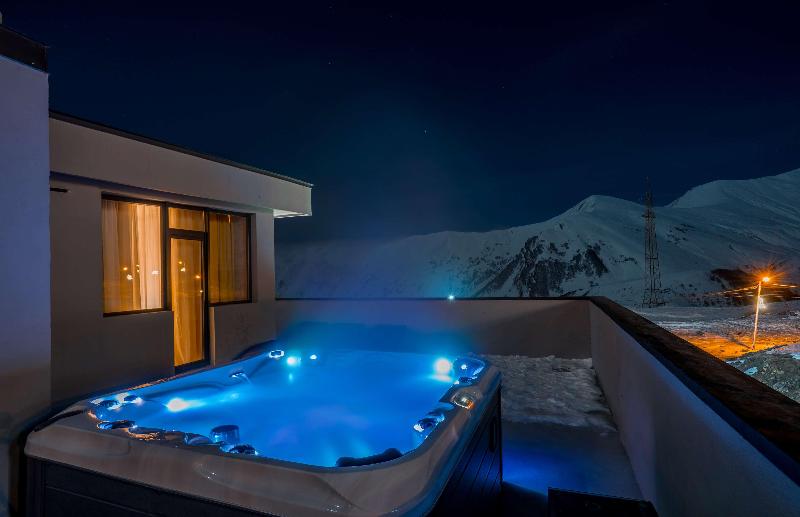 Best Western Gudauri - Havuz