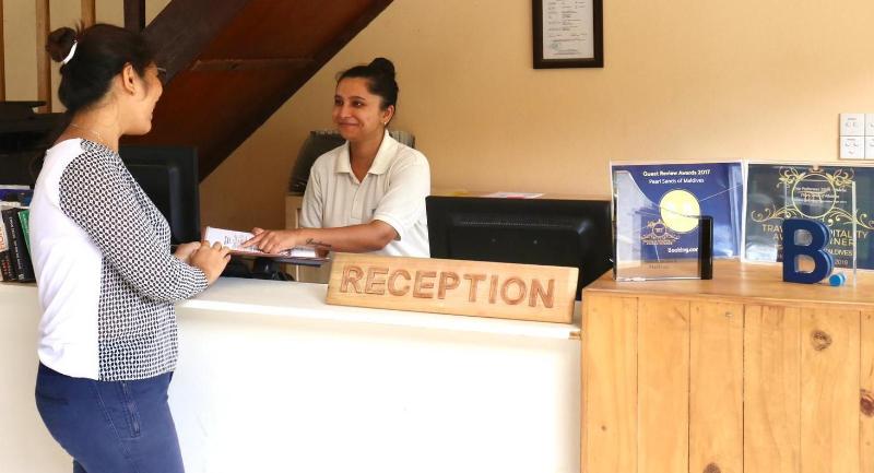 Pearl Sands At Huraa - Lobi