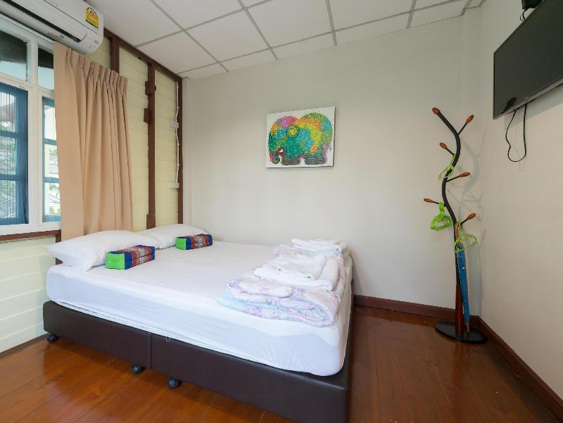 Nang Ta Yon Ban Thap Chang Hostel - Oda