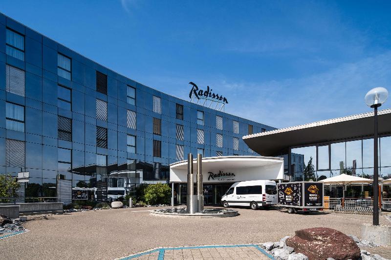 Radisson Hotel Zurich Airport - Genel