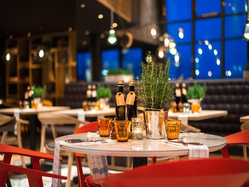 Radisson Hotel Zurich Airport - Restoran