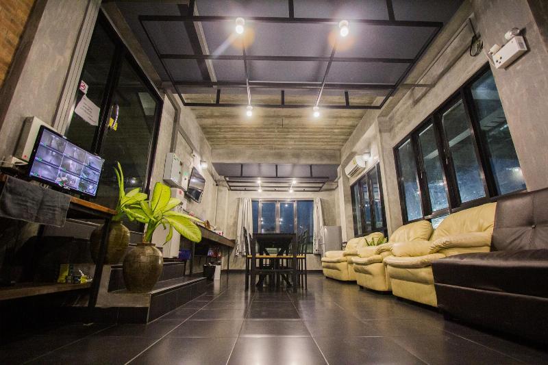 The Sky Loft Hotel - Genel