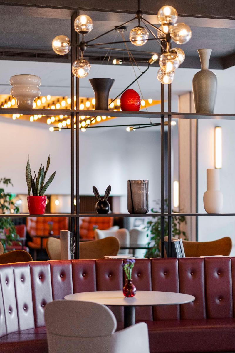 Radisson RED London Heathrow - Bar