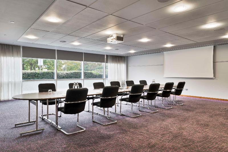 Radisson RED London Heathrow - Toplantı