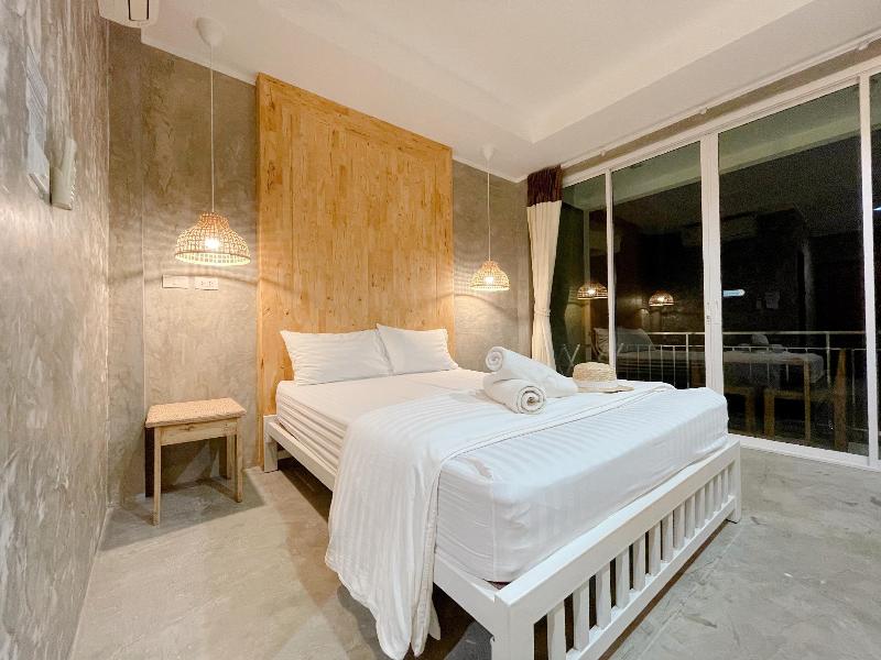 Check In Resort Koh Larn - Oda