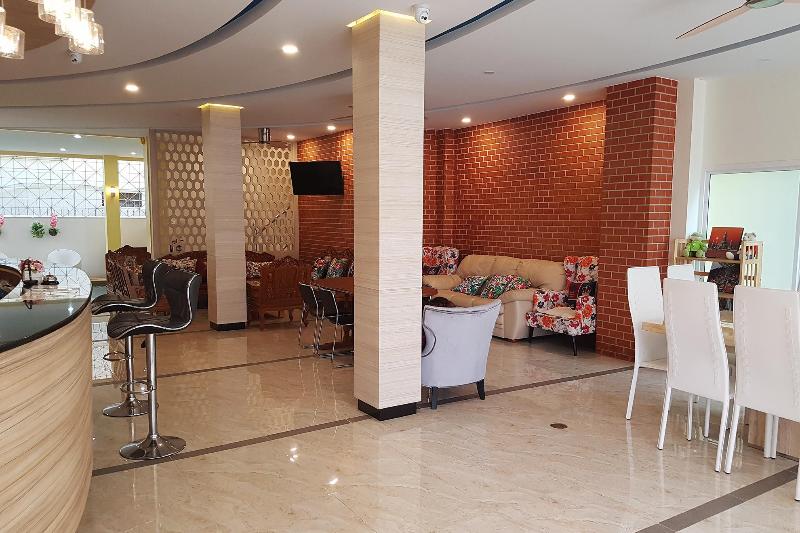 Happy Hostel - Lobi
