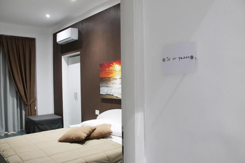 Mascalzone Latino Luxury Rooms - Lobi