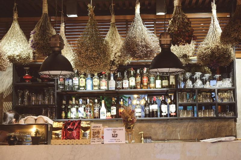 Tapae Gate Villa - Bar