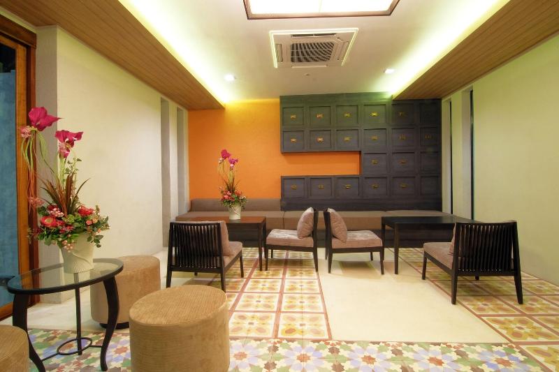 Tapae Gate Villa - Lobi