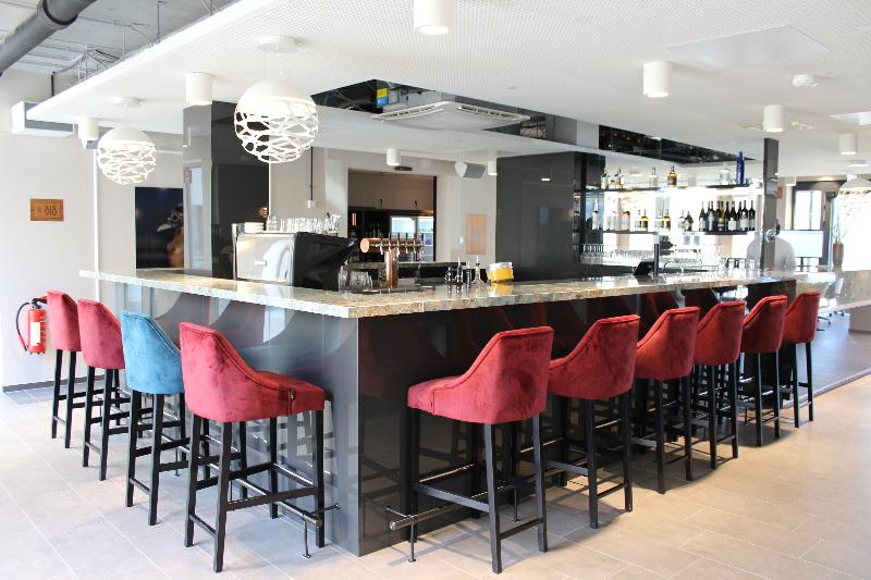 Maseven Muenchen Messe Dornach - Bar