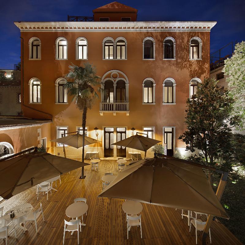 Palazzo Barocci - Genel