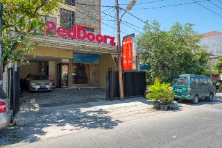 RedDoorz Syariah near Airlangga University Campus fotoÄŸrafÄ±