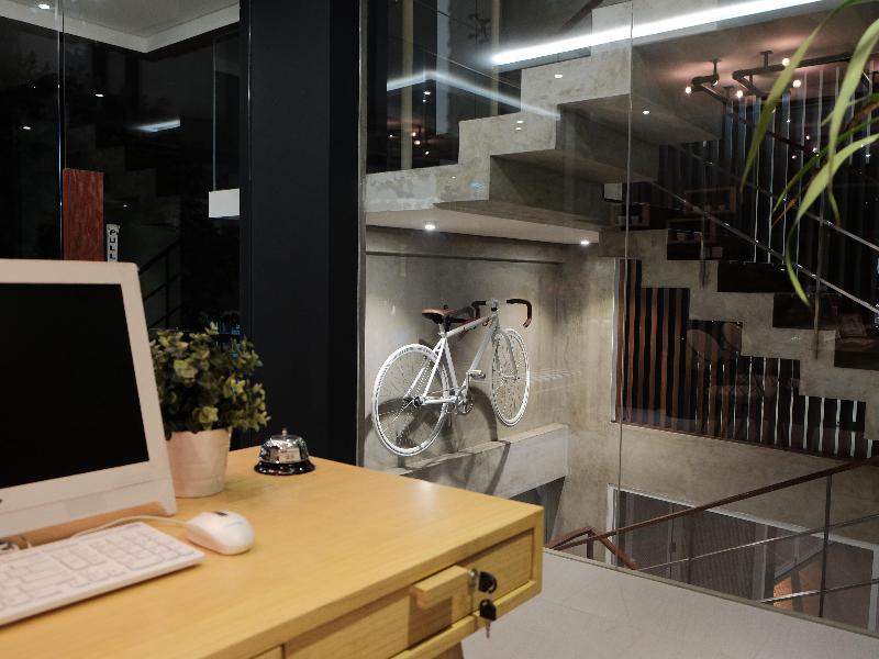 Flat06 Tendean - Lobi