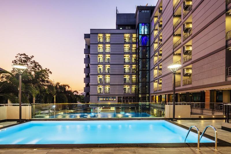 Livotel Hotel Hua Mak Bangkok - Plaj