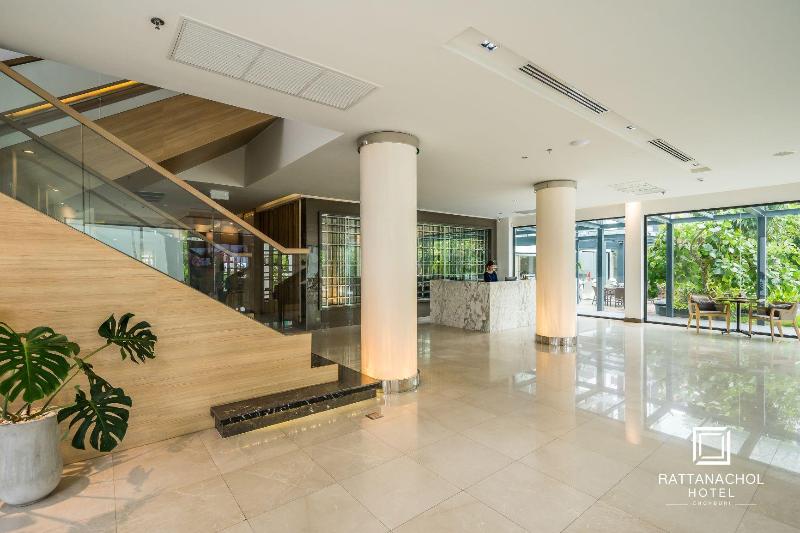 Rattanachol Hotel - Lobi