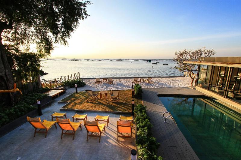 Balcony Seaside Sriracha Hotel Serviced Apartments - Genel