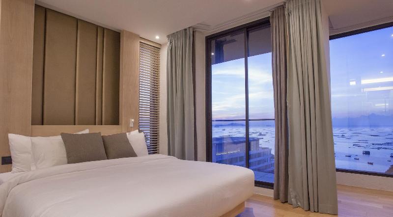 Balcony Seaside Sriracha Hotel Serviced Apartments - Oda