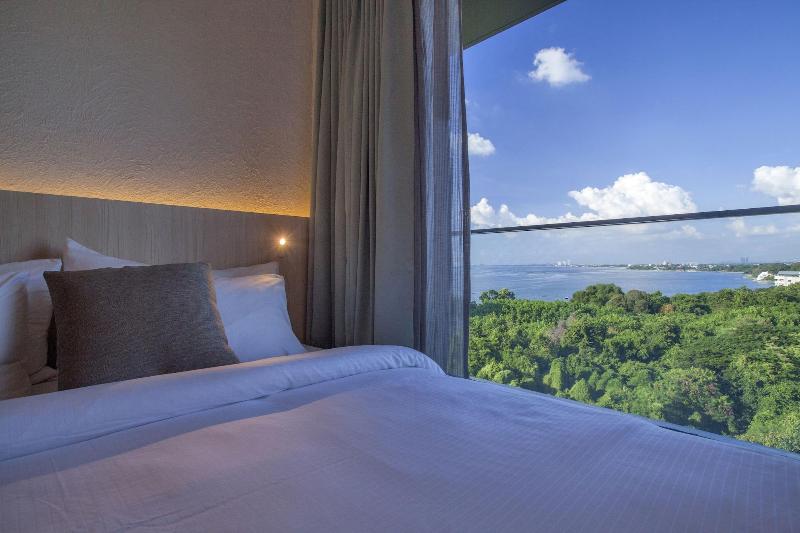 Balcony Seaside Sriracha Hotel Serviced Apartments - Oda