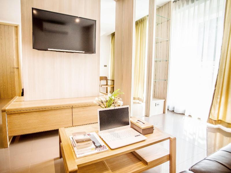 Balcony Seaside Sriracha Hotel Serviced Apartments - Oda