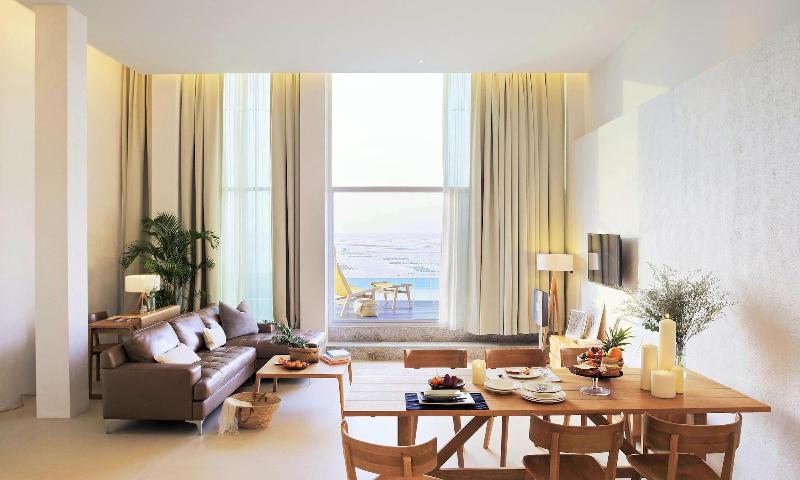 Balcony Seaside Sriracha Hotel Serviced Apartments - Oda