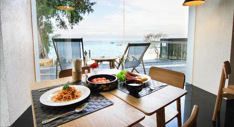 Balcony Seaside Sriracha Hotel Serviced Apartments - Oda