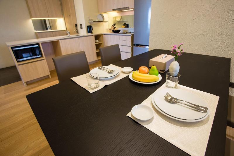 Balcony Seaside Sriracha Hotel Serviced Apartments - Oda