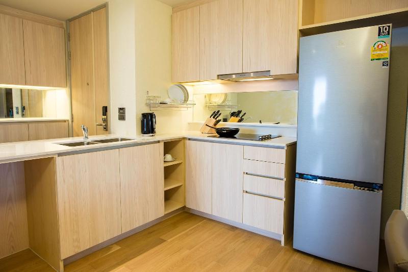 Balcony Seaside Sriracha Hotel Serviced Apartments - Oda