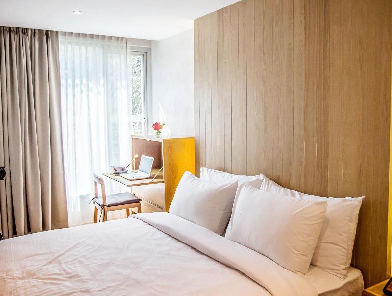 Balcony Seaside Sriracha Hotel Serviced Apartments - Oda