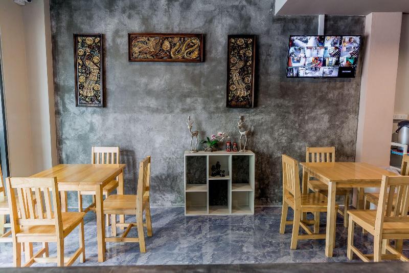 The Guest Hotel - Lobi