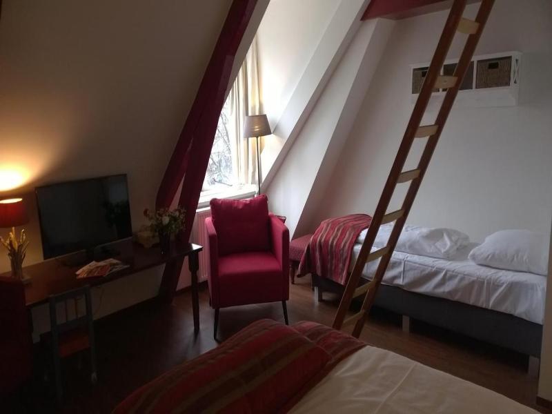 Amsterdam House Hotel - Genel