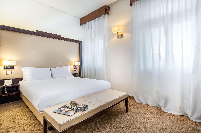 Europalace Hotel BW Signature Collection - Oda
