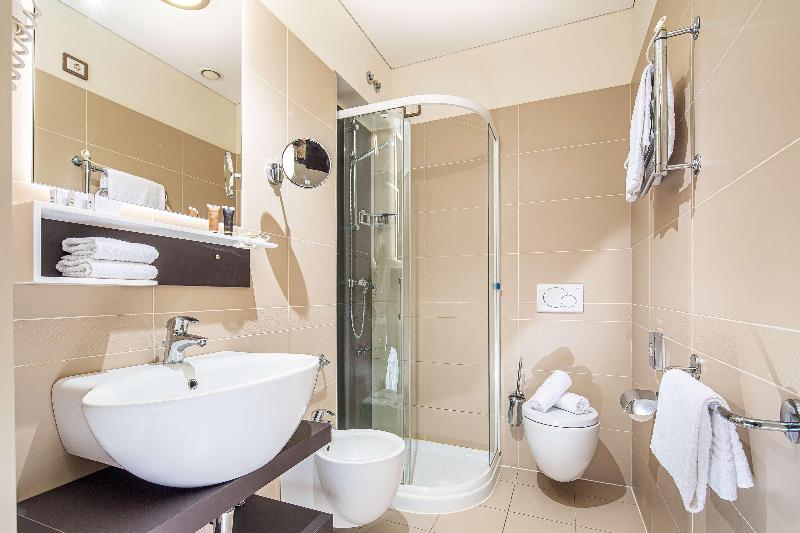 Europalace Hotel BW Signature Collection - Oda