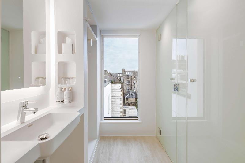 Yotel Edinburgh - Oda