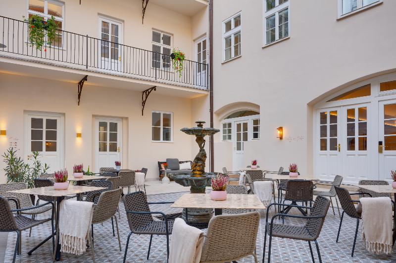 Boutique Hotel BOOKQUET - Teras
