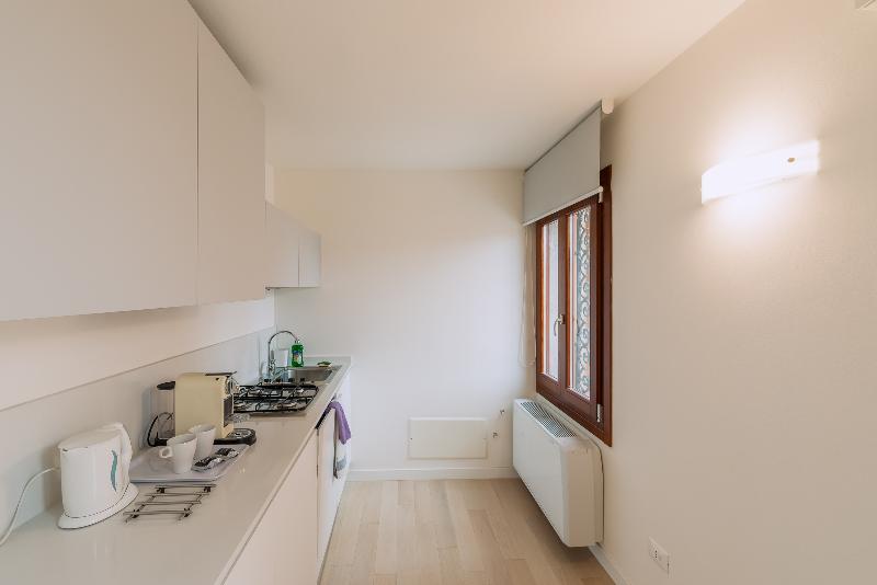 Charming Palace Corte Del Teatro - Oda