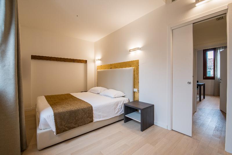 Charming Palace Corte Del Teatro - Oda