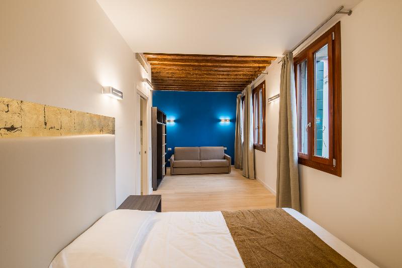 Charming Palace Corte Del Teatro - Oda