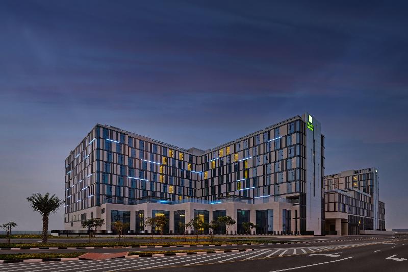 Staybridge Suites Dubai Al-Maktoum Airport - Genel