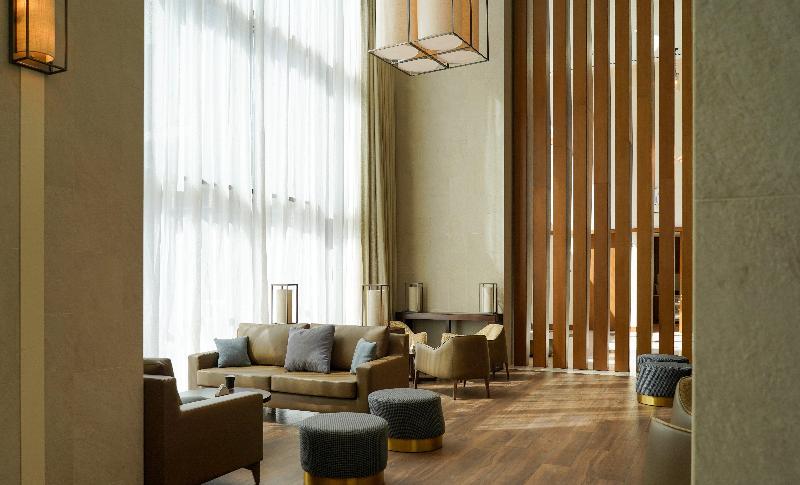 Staybridge Suites Dubai Al-Maktoum Airport - Genel
