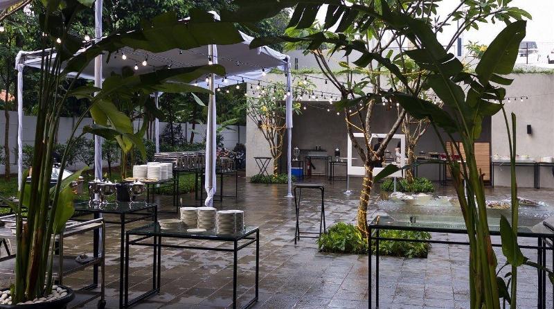Aviary Bintaro - Restoran