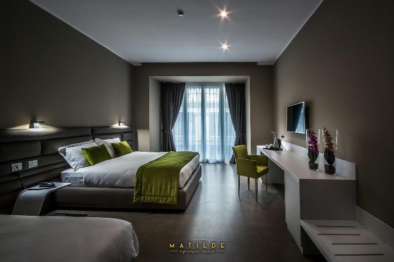Lifestyle Hotel Matilde Naples - Oda