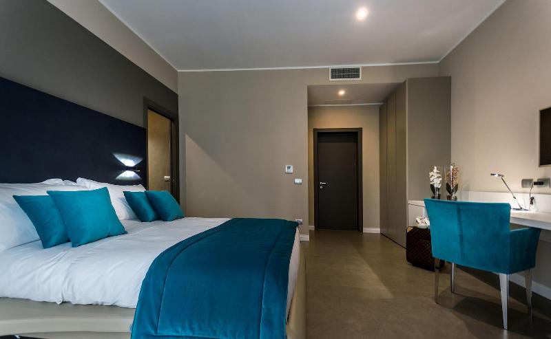 Lifestyle Hotel Matilde Naples - Oda