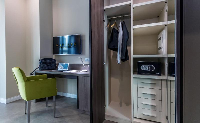 Lifestyle Hotel Matilde Naples - Oda