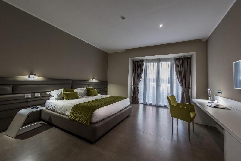Lifestyle Hotel Matilde Naples - Oda