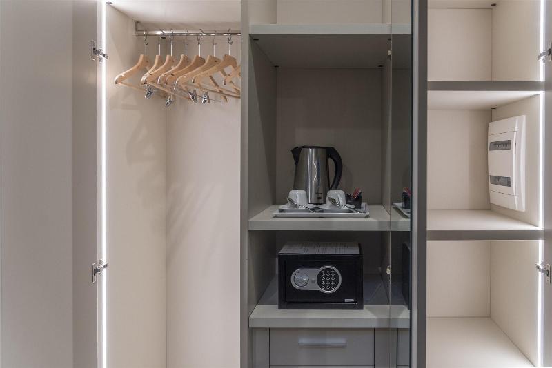 Lifestyle Hotel Matilde Naples - Oda