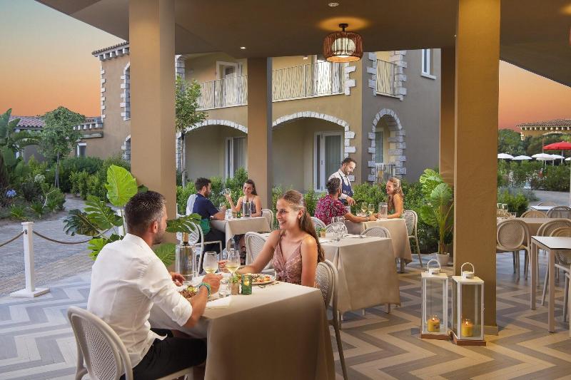 Is Serenas Badesi Resort - Bar